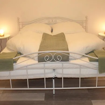 1,5-zimmer In Suedstadt